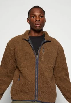 Blend Chaqueta De Entretiempo - Coffee Liqueúr -Viento y Calor Tienda 22e1569319bd49e5913b684aa79fe4a8