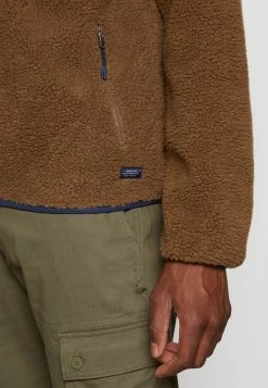 Blend Chaqueta De Entretiempo - Coffee Liqueúr -Viento y Calor Tienda f66d93ca59b04ac8bb95ff36f2e2818f